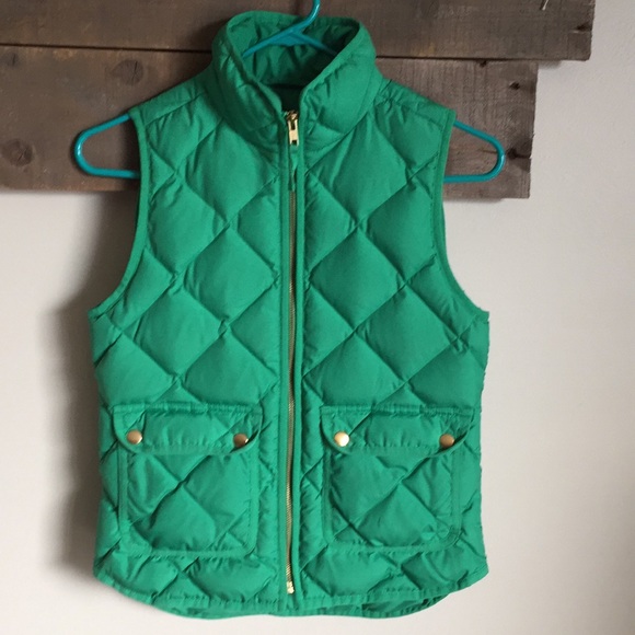 J. Crew Jackets & Blazers - J.Crew green puffer vest